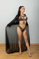 Conjunto de lencería negra con bata de tul